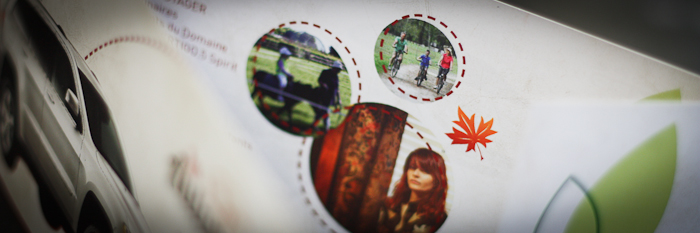 Close up sur l'invitation aux automnales